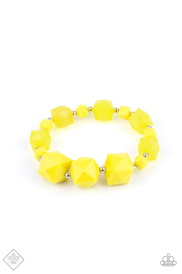 Trendsetting Tourist - Yellow - Dazzling Diamonds 
